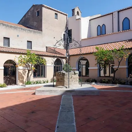 Monastero Santa Chiara Cpf Pensjonat 3*