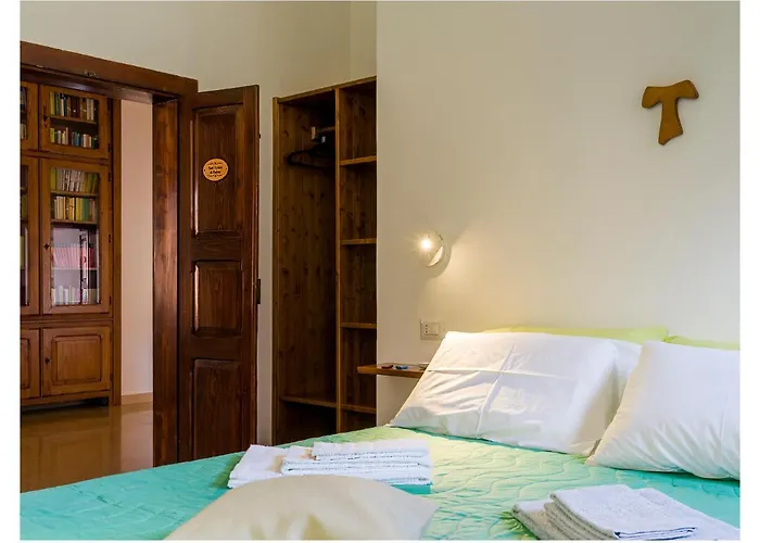 بيت ضيافة Monastero Santa Chiara Cpf