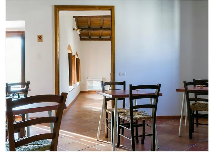 Monastero Santa Chiara Cpf أوريستانو