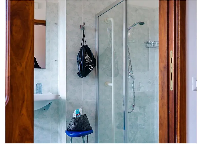 Monastero Santa Chiara Cpf بيت ضيافة أوريستانو